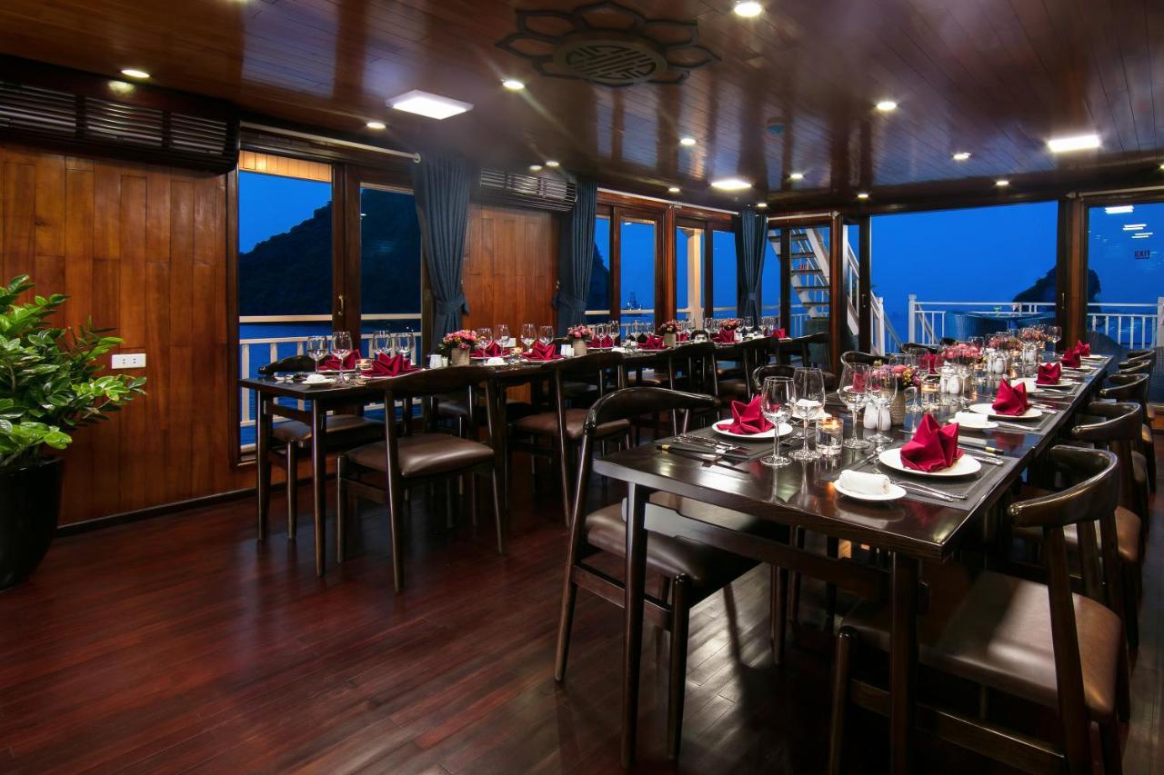 Hotel Flamingo Luxury Cruises Hạ Long Exterior foto