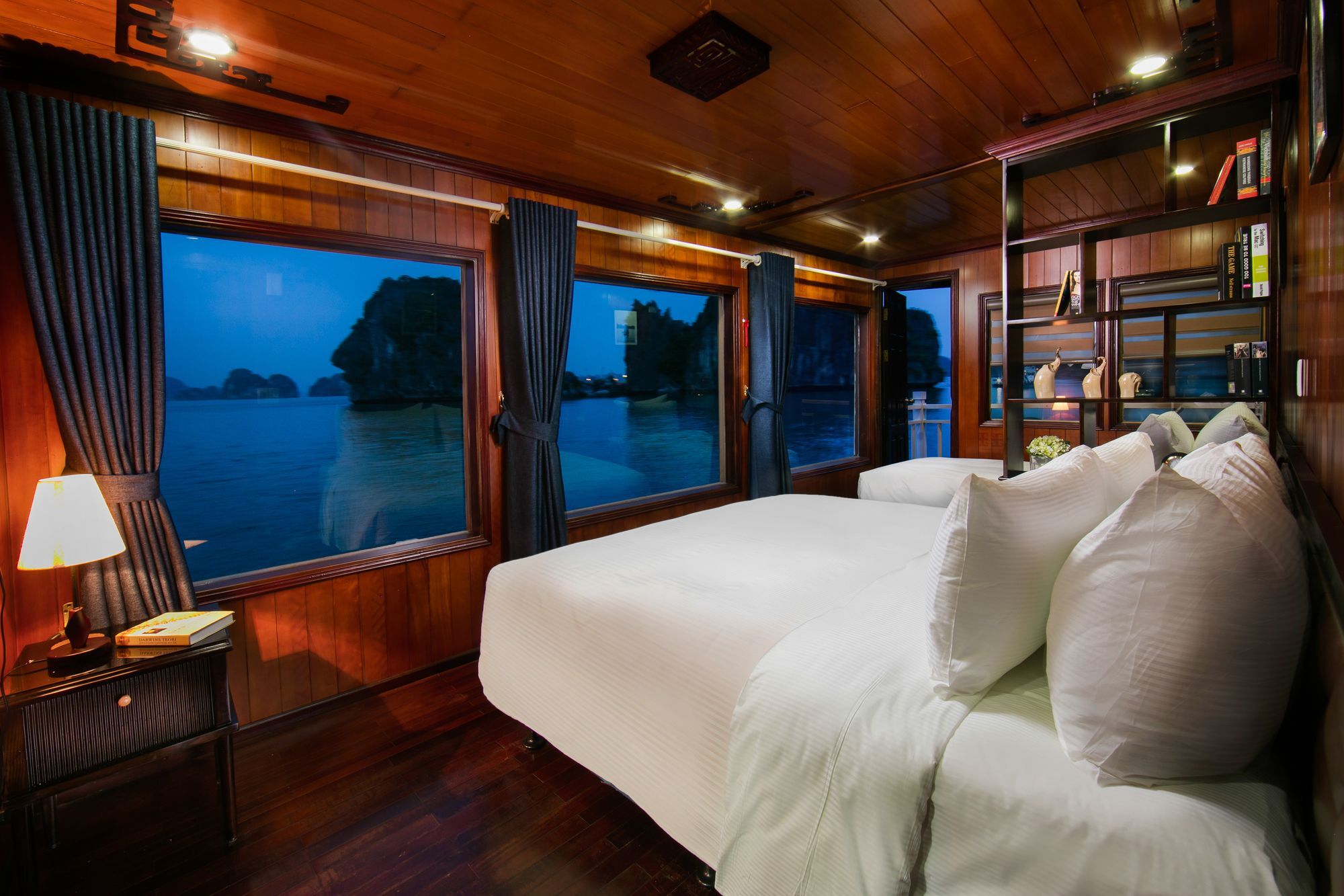 Hotel Flamingo Luxury Cruises Hạ Long Exterior foto